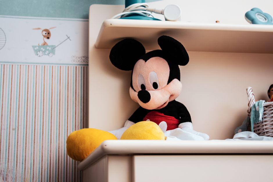 MEDICOM TOY Mickey Mouse & Julius “Runaway Brain” KUBRICK