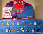 Auf Anfrage: Kidrobot Best Friends Forever one complete Case BFFS 2 Travis Cain